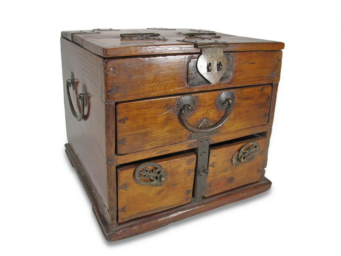 Antique Chinese wood & metal box with mirror inside: Antique Chinese wood & metal box with mirror inside. 8 1/4” H x 9 1/2” W x 9 1/2” D. ANY INVOICE OVER $ 2,000.00 WE WILL ACCEPT PAYMENTS ONLY THROUGH CHECK OR BANK WIRE TRANSFER, SAM