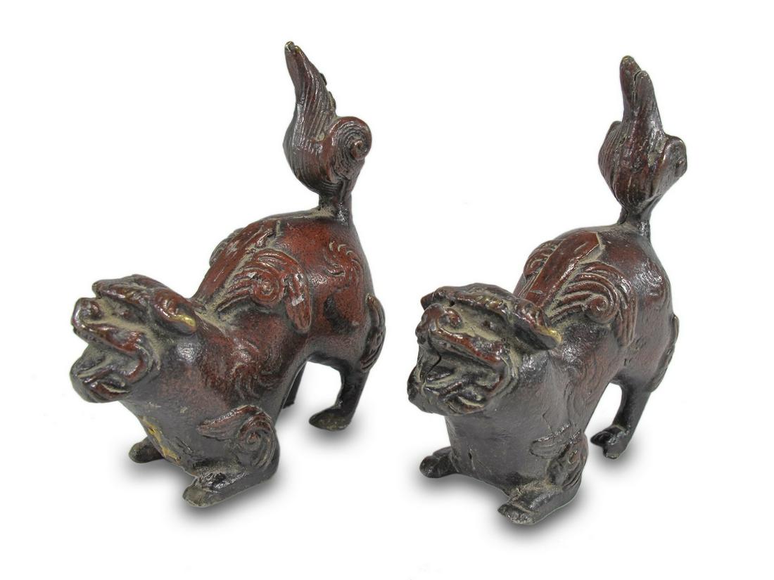 Antique Chinese pair of bronze Foodogs statues (1 of 5)
