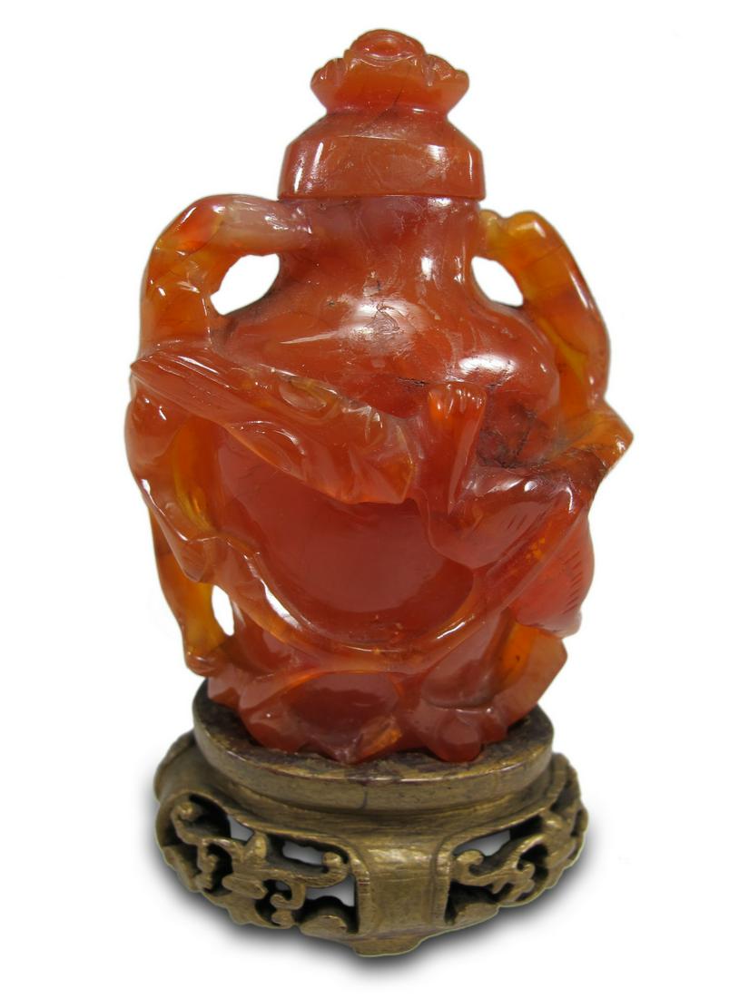 Antique Chinese hand carved Agate snuff bottle (1 of 4)