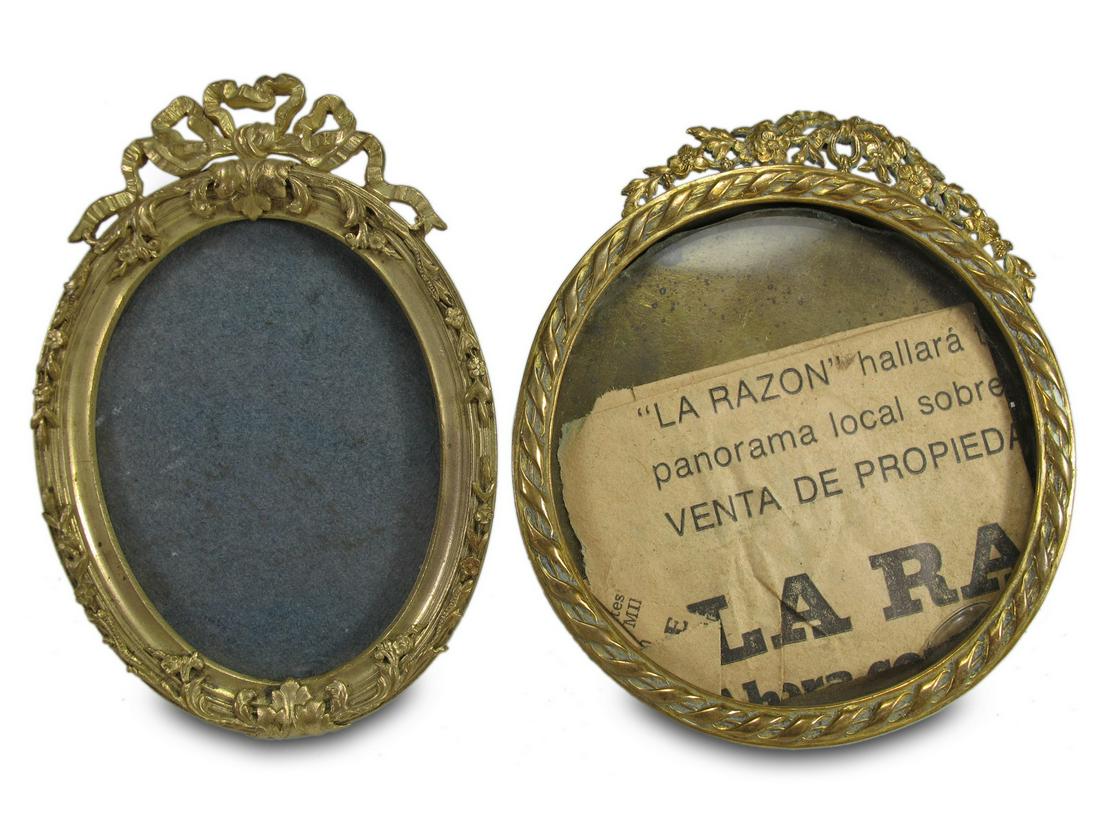 2 Antique French bronze picture frames (1 of 4)