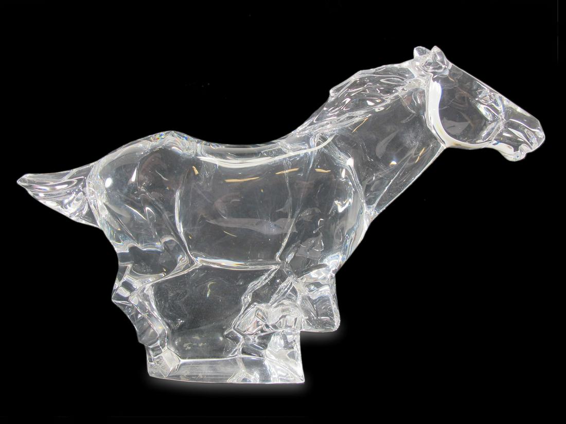 French Baccarat horse crystal sculpture (1 of 8)