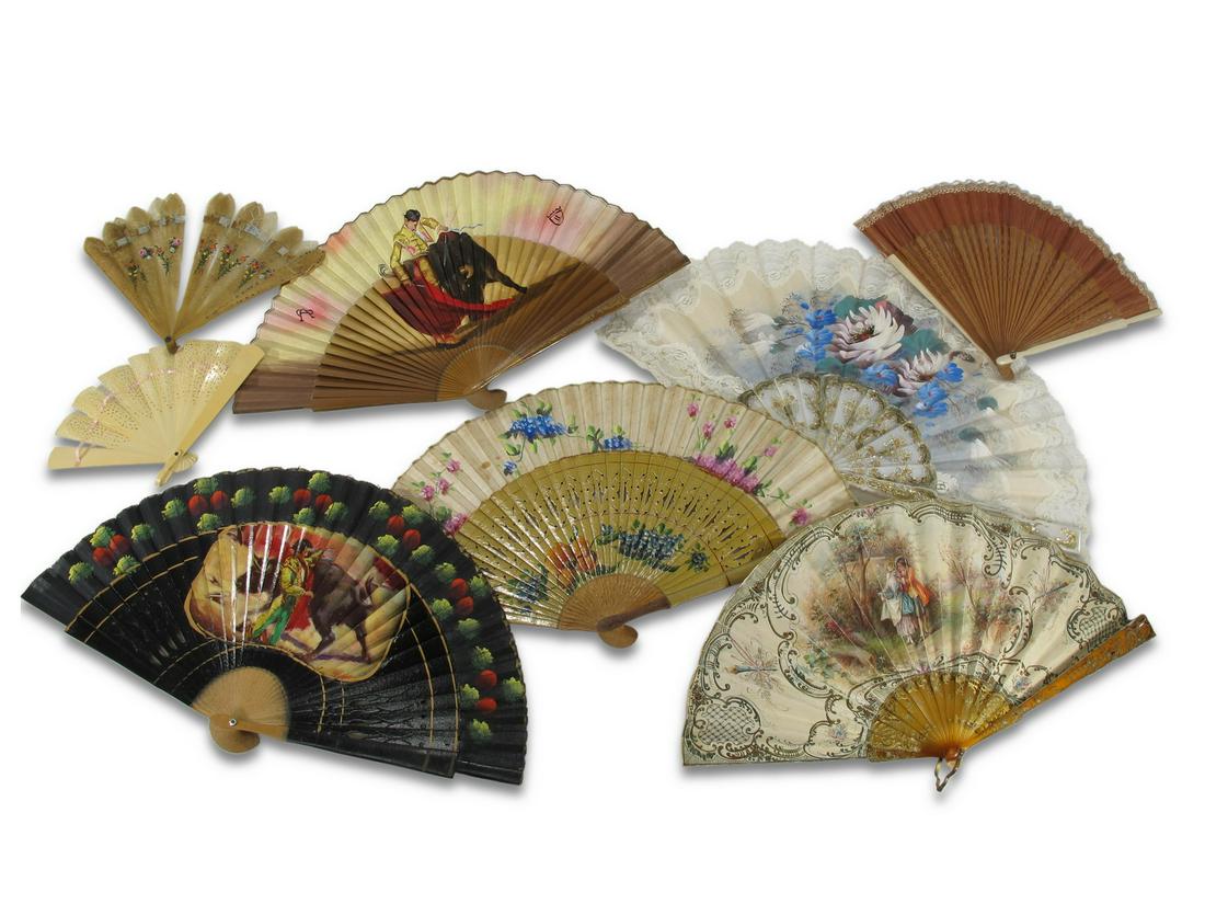 Set of 8 vintage fans (1 of 5)