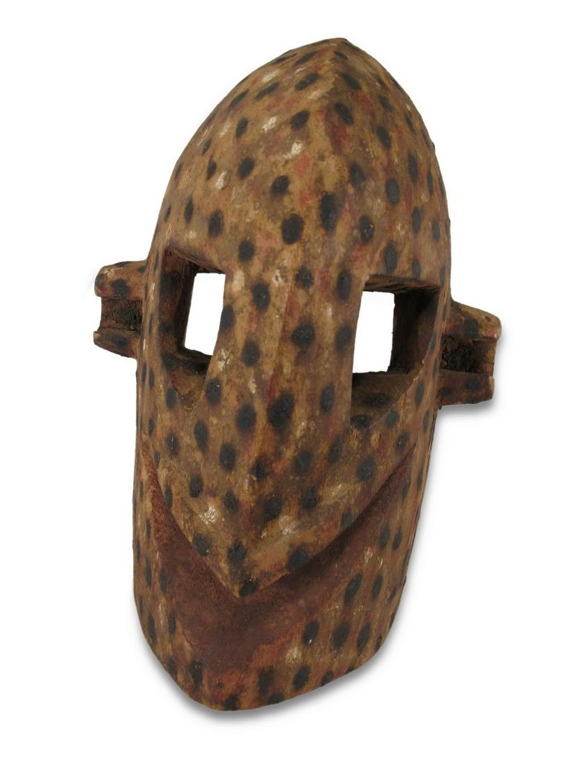 Antique African wood mask: Antique African wood mask. 10 1/8 H x 6 1/2 W x 8 1/2 D. ANY INVOICE OVER $ 2,000.00 WE WILL ACCEPT PAYMENTS ONLY THROUGH CHECK OR BANK WIRE TRANSFER, SAME FOR INTERNATIONAL BUYERS. IF YOU PAY ONLINE 