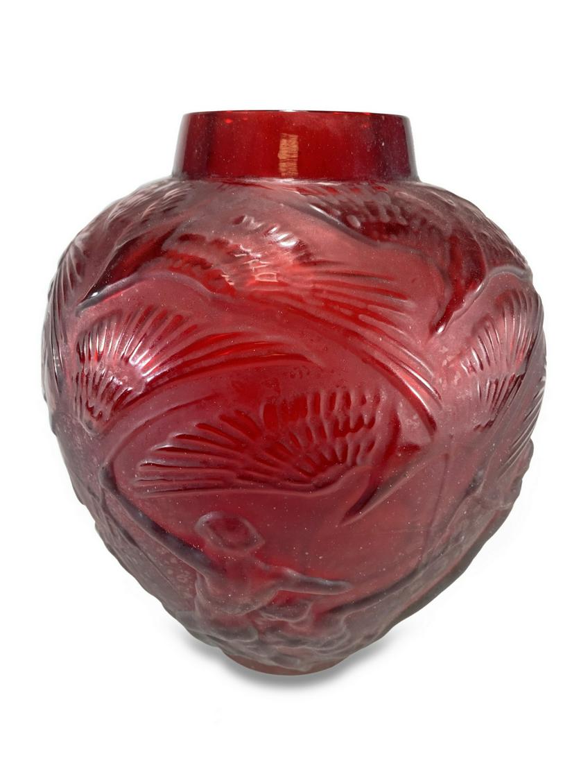 Signed R. Lalique archers glass vase (1 of 6)