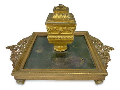 Antique French bronze inkwell: Antique French bronze inkwell. 3 1/2 H x 6 3/4 W x 4 7/8 D. ANY INVOICE OVER $ 2,000.00 WE WILL ACCEPT PAYMENTS ONLY THROUGH CHECK OR BANK WIRE TRANSFER, SAME FOR INTERNATIONAL BUYERS. IF YOU PAY