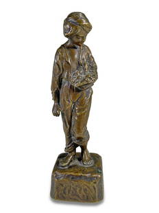 Antique French boy bronze statue: Antique French boy bronze statue. 4 7/8 H x 1 5/8 W. ANY INVOICE OVER $ 2,000.00 WE WILL ACCEPT PAYMENTS ONLY THROUGH CHECK OR BANK WIRE TRANSFER, SAME FOR INTERNATIONAL BUYERS. IF YOU PAY ONLINE WE