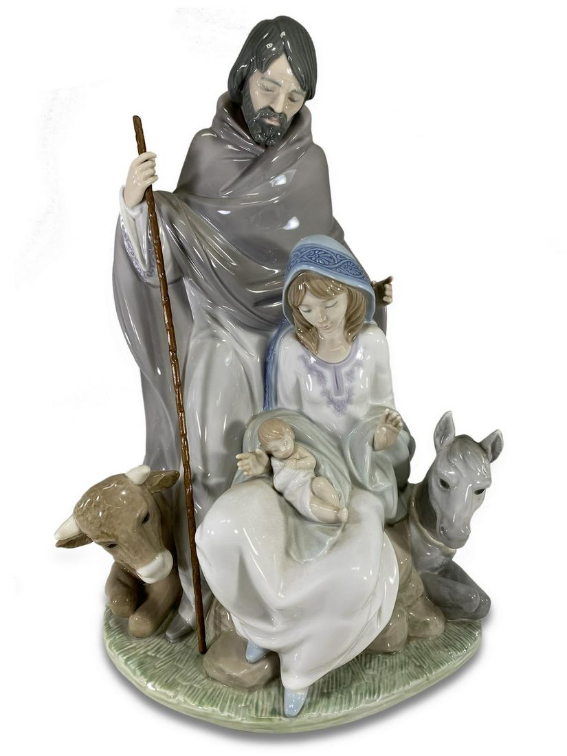 Lladro, Spain Nativity porcelain statue (1 of 5)