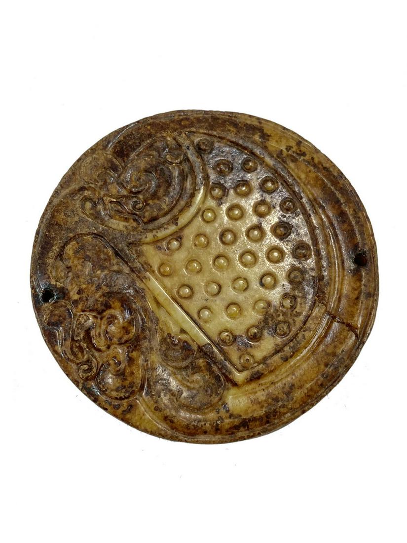 Antique Chinese hard stone round plaque (1 of 2)