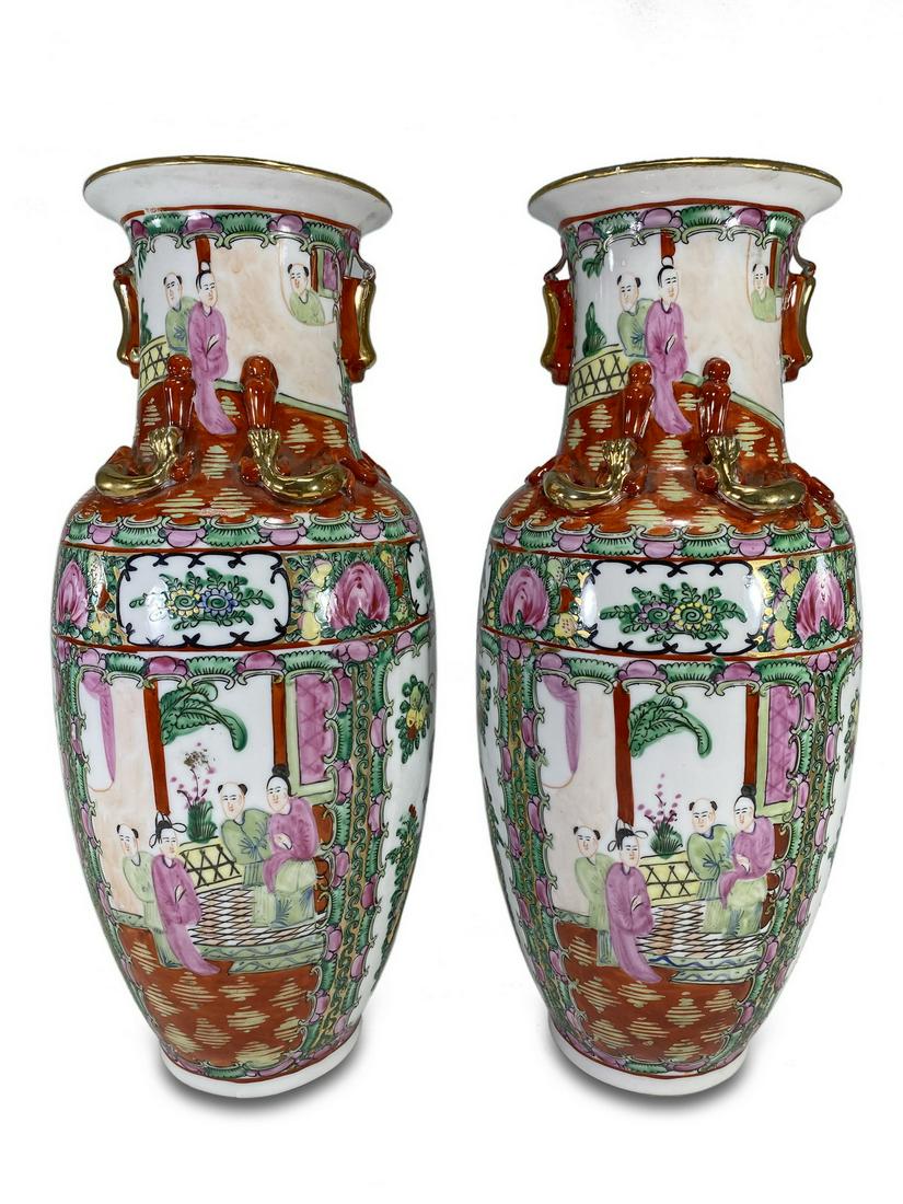 Chinese pair of porcelain vases, signed (1 of 6)