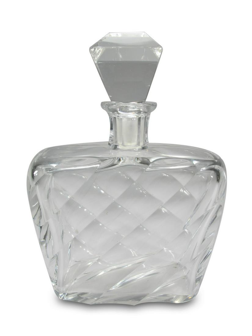 Vintage French glass perfurm bottle: Vintage French glass perfurm bottle. 8 1/4 H x 5 5/8 W x 2 1/8 D. TO SHIP THIS ITEM IN USA OR INTERNATIONAL, PLEASE CONTACT THE SHIPPERS : 1) UPS store1937- David Reiser -754-263-0780, auctions1937@gm