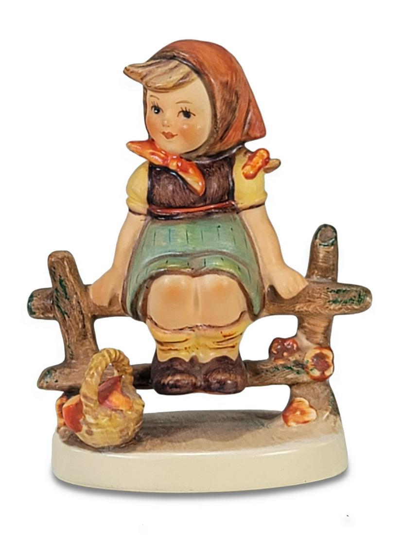 Goebel Hammel just resting porcelain: Goebel Hammel just resting porcelain. 3 3/4 H x 3 W x 1 3/4 D. TO SHIP THIS ITEM IN USA OR INTERNATIONAL, PLEASE CONTACT THE SHIPPERS : 1) UPS store1937- David Reiser -754-263-0780, auctions1937@gmail