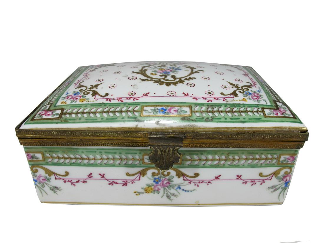 Antique French Sevres porcelain & bronze box: Antique French Sevres porcelain & bronze box. 2 5/8 H x 6 1/2 W x 4 7/8 D. TO SHIP THIS ITEM IN USA OR INTERNATIONAL, PLEASE CONTACT THE SHIPPERS : 1) UPS store1937- David Reiser -754-263-0780, auctio