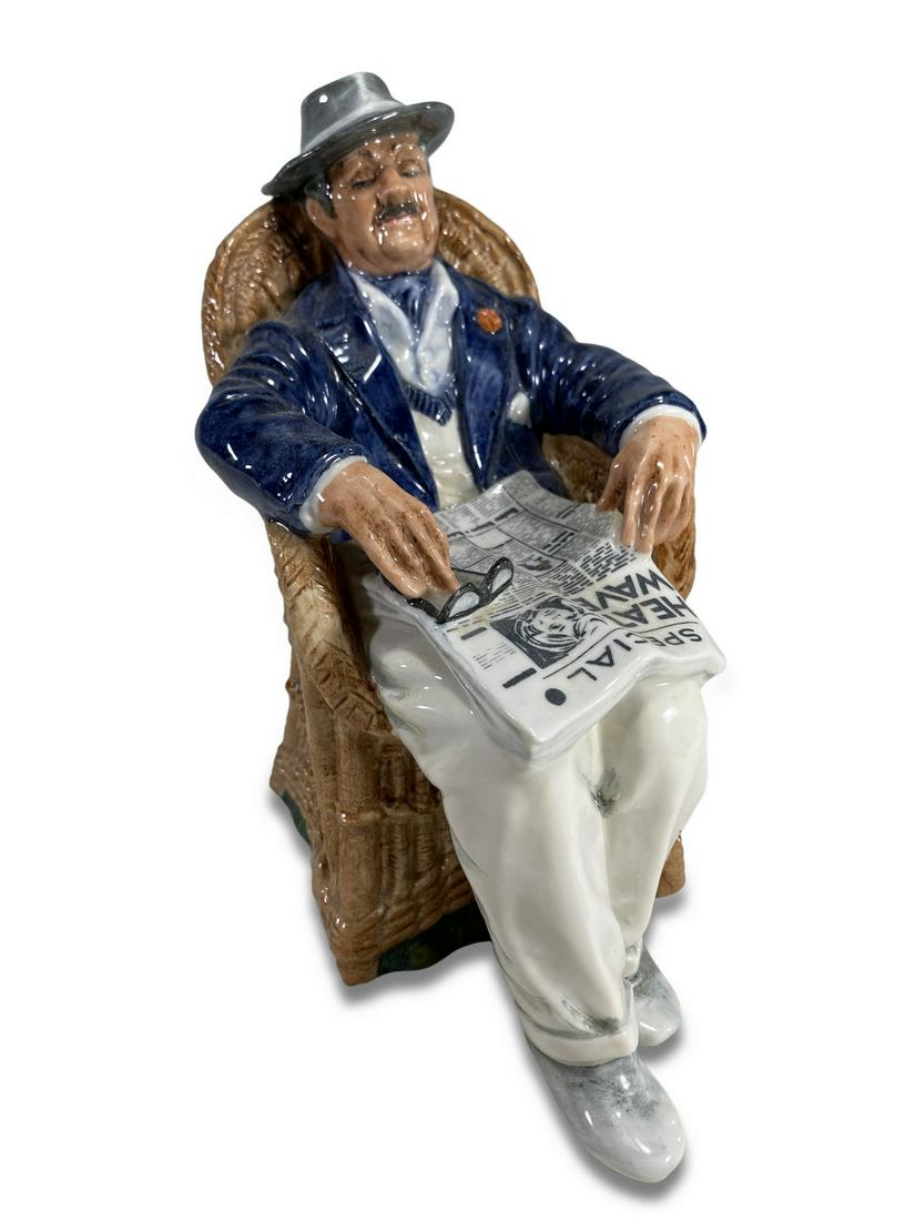 Royal Doulton, Taking Things Easy HN2677 porcelain (1 of 7)
