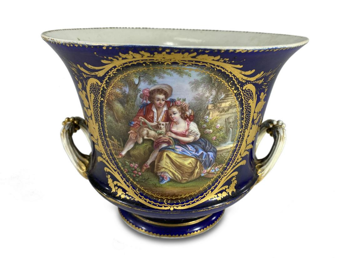 Antique French Sevres porcelain bowl: Antique French Sevres porcelain bowl. 7 H x 8 1/2 W. TO SHIP THIS ITEM IN USA OR INTERNATIONAL, PLEASE CONTACT THE SHIPPERS : 1) UPS store1937- David Reiser -754-263-0780, auctions1937@gmail.com, 2) P