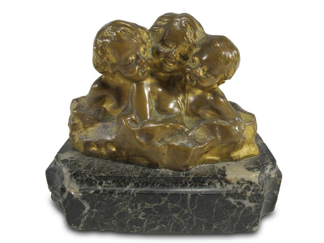 Charles MONGINOT (1825-1900) kids bronze sculpture: Charles MONGINOT (1825-1900) kids bronze sculpture with a marble base. 4 H x 4 7/8 W x 2 3/4 D. TO SHIP THIS ITEM IN USA OR INTERNATIONAL, PLEASE CONTACT THE SHIPPERS : 1) UPS store1937- David Reiser