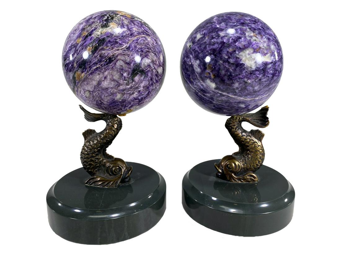 Pair of bronze fishes & marble ball with base sculptures (1 of 4)