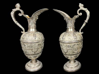 Hunt & Roskell Late Storr & Mortimer, London 1895 pair of Silver Pitchers: Hunt & Roskell Late Storr & Mortimer, London 1895 pair of Silver Pitchers. 12 1/2 x 4 1/2 x 6 3/4 in. Weight: 1784 grams. TO SHIP THIS ITEM IN USA OR INTERNATIONAL, PLEASE CONTACT THE SHIPPERS : 1) UP