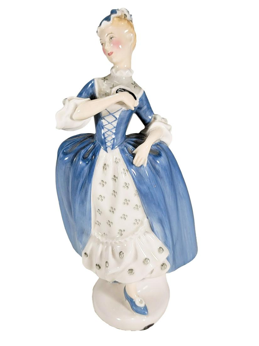 Royal Doulton porcelain statue (1 of 5)