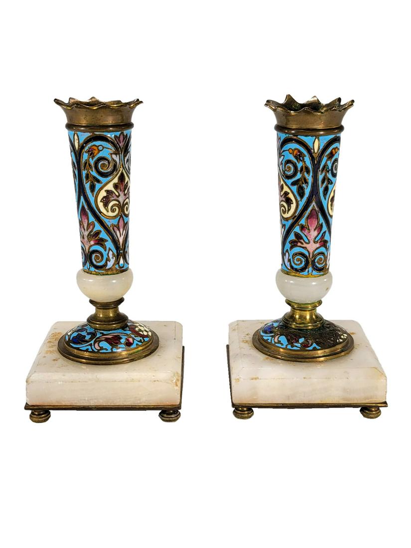 French pair of Bronze Champeve & Onyx Candleholders: French pair of Bronze Champeve & Onyx Candleholders. 5 3/4 x 2 3/4 in. TO SHIP THIS ITEM IN USA OR INTERNATIONAL, PLEASE CONTACT THE SHIPPERS : 1) UPS store1937- David Reiser -754-263-0780, auctions19