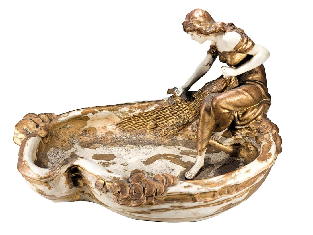 Antique Royal Dux Porcelain tray: Antique Royal Dux Porcelain tray. 7 1/2 x 13 x 7 5/8 in. TO SHIP THIS ITEM IN USA OR INTERNATIONAL, PLEASE CONTACT THE SHIPPERS : 1) UPS store1937- David Reiser -754-263-0780, auctions1937@gmail.com, 