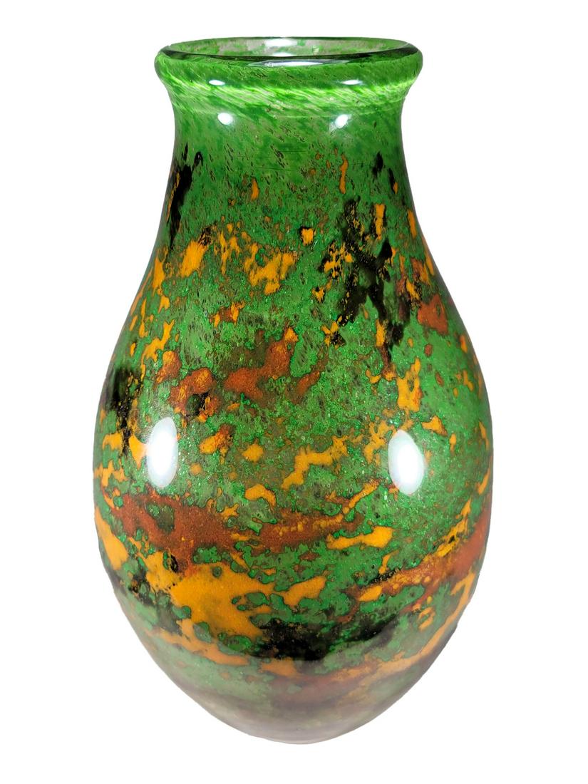 French Degue Glass Vase, signed: French Degue Glass Vase, signed. 14 3/4 x 8 in. TO SHIP THIS ITEM IN USA OR INTERNATIONAL, PLEASE CONTACT THE SHIPPERS : 1) UPS store1937- David Reiser -754-263-0780, auctions1937@gmail.com, 2) Pakmai