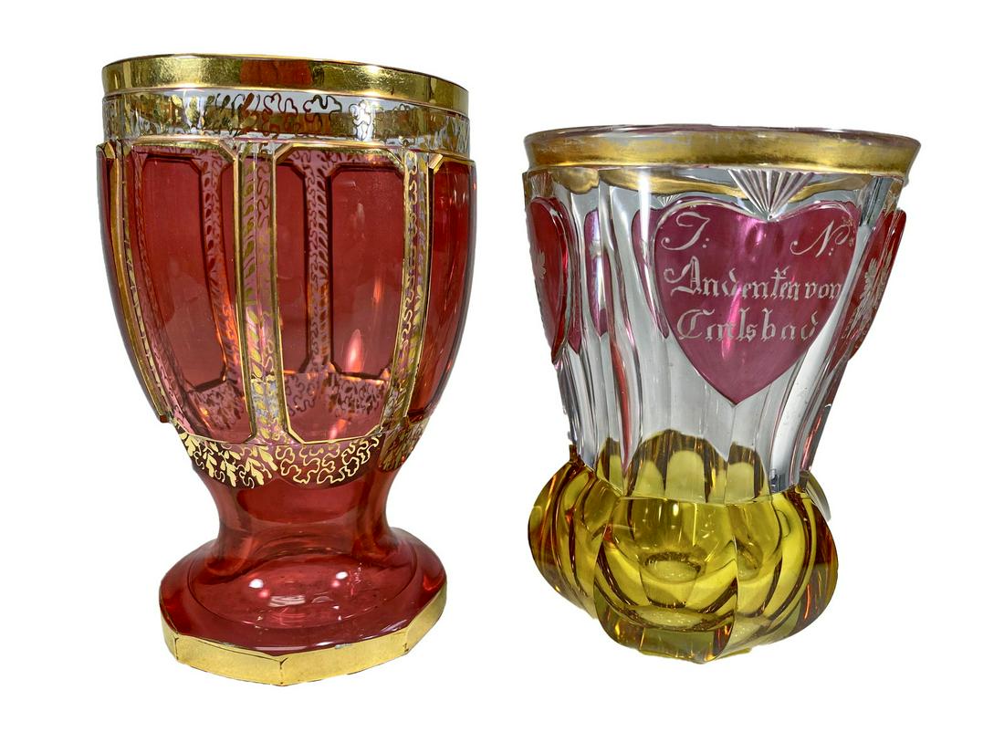2 Antique Cutted Glass Goblets: 2 Antique Cutted Glass Goblets. 5 x 3 1/8 in and 4 5/8 x 3 3/8 in. TO SHIP THIS ITEM IN USA OR INTERNATIONAL, PLEASE CONTACT THE SHIPPERS : 1) UPS store1937- David Reiser -754-263-0780, auctions1937@g