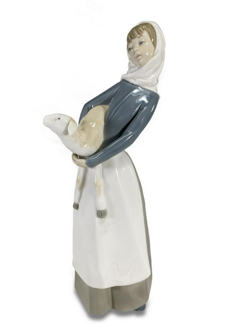 Lladro, Spain girl & sheep porcelain statue (1 of 4)