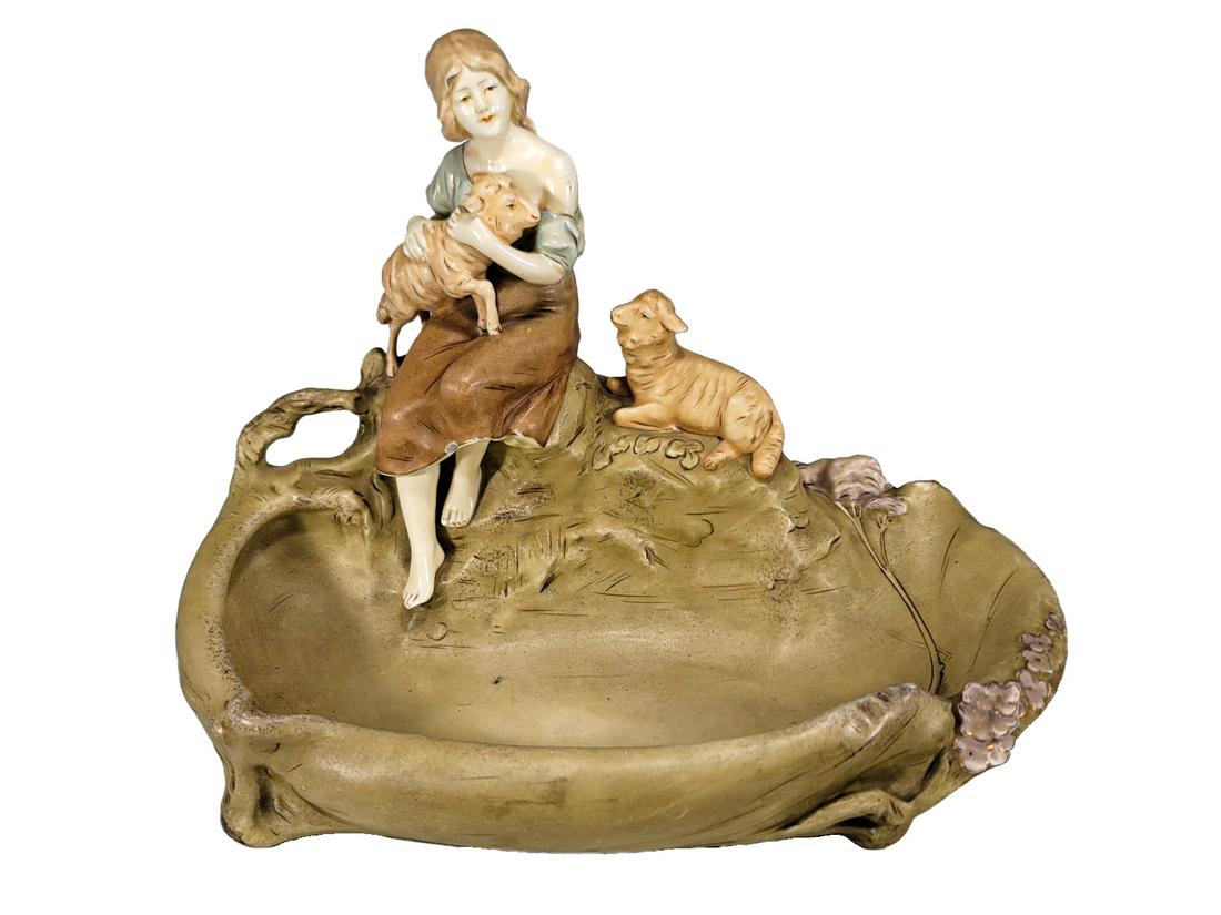 Probably Amphora, Austria Faience Tray: Probably Amphora, Austria Faience Tray. 9 1/2 x 13 3/8 x 7 3/4 in. TO SHIP THIS ITEM IN USA OR INTERNATIONAL, PLEASE CONTACT THE SHIPPERS : 1) UPS store1937- David Reiser -754-263-0780, auctions1937@g