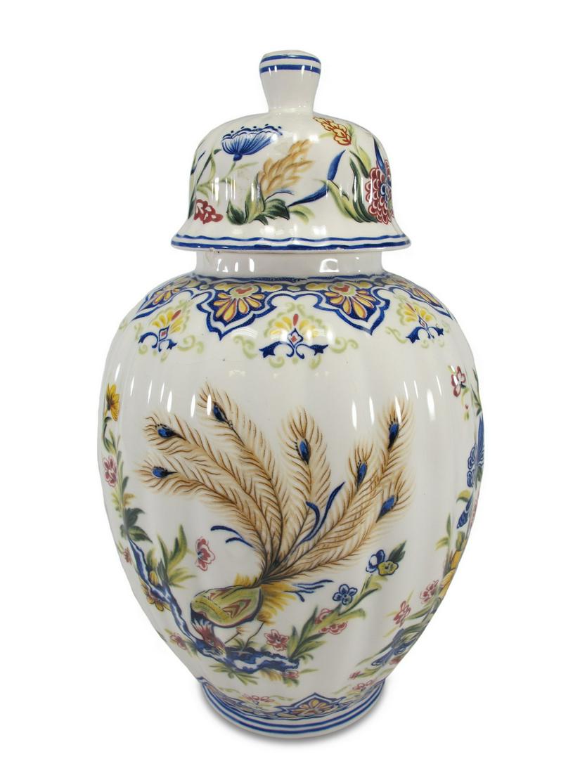 Deruta Ardalt Jardin Pavone Italian ceramic jar (1 of 9)