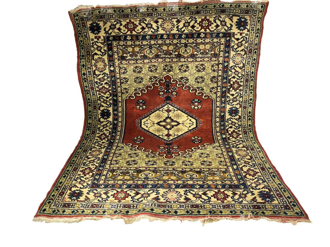 Vintage Persian rug, unsigned: Vintage Persian rug, unsigned. 67 1/2 x 50 3/4 in. TO SHIP THIS ITEM IN USA OR INTERNATIONAL, PLEASE CONTACT THE SHIPPERS : 1) UPS store1937- David Reiser -754-263-0780, auctions1937@gmail.com, 2) Pak