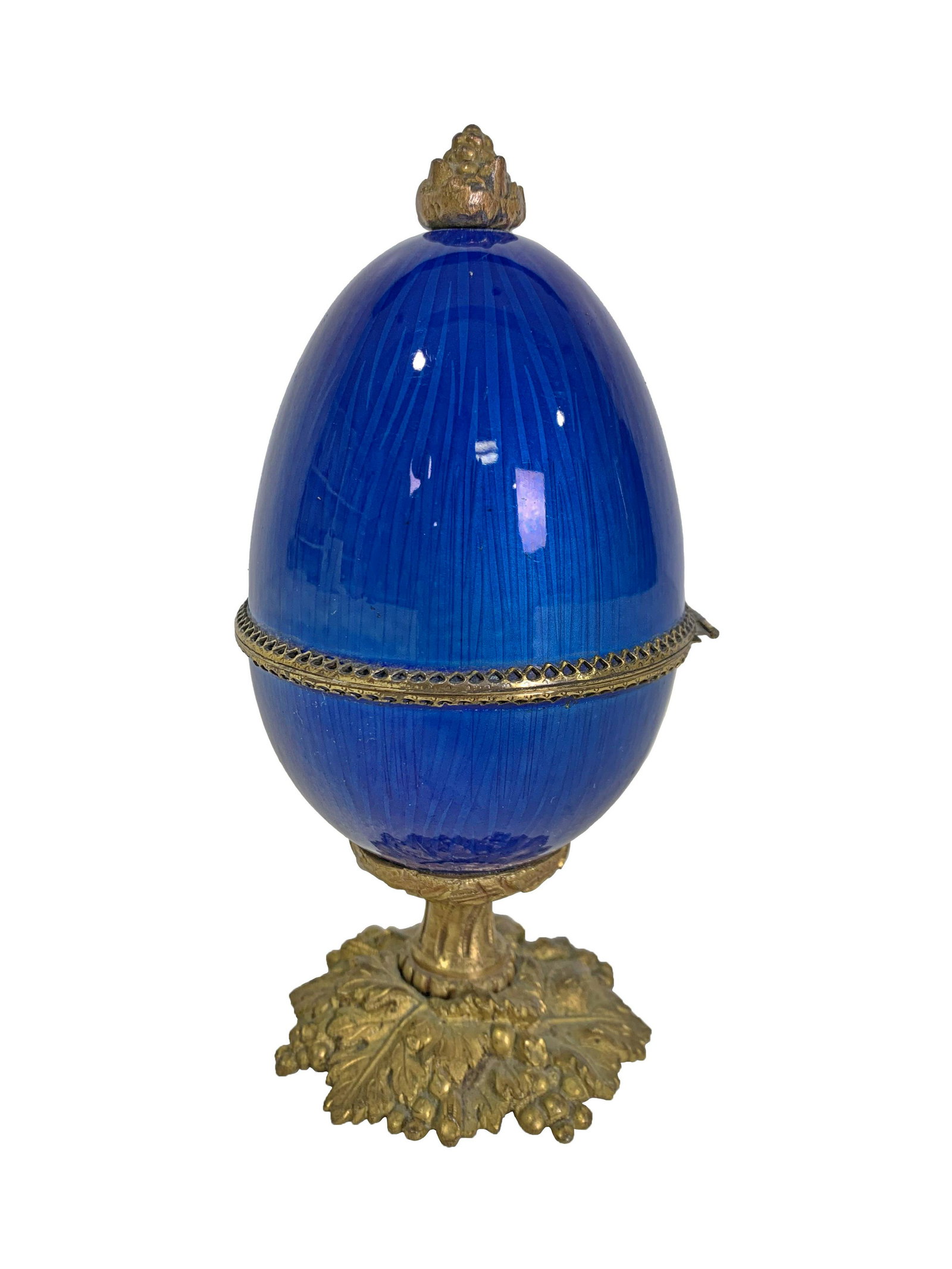 Antique French bronze & enamel egg box: Antique French bronze & enamel egg box. 6 1/4 x 3 in. TO SHIP THIS ITEM IN USA OR INTERNATIONAL, PLEASE CONTACT THE SHIPPERS : 1) UPS store1937- David Reiser -754-263-0780, auctions1937@gmail.com, 2) 