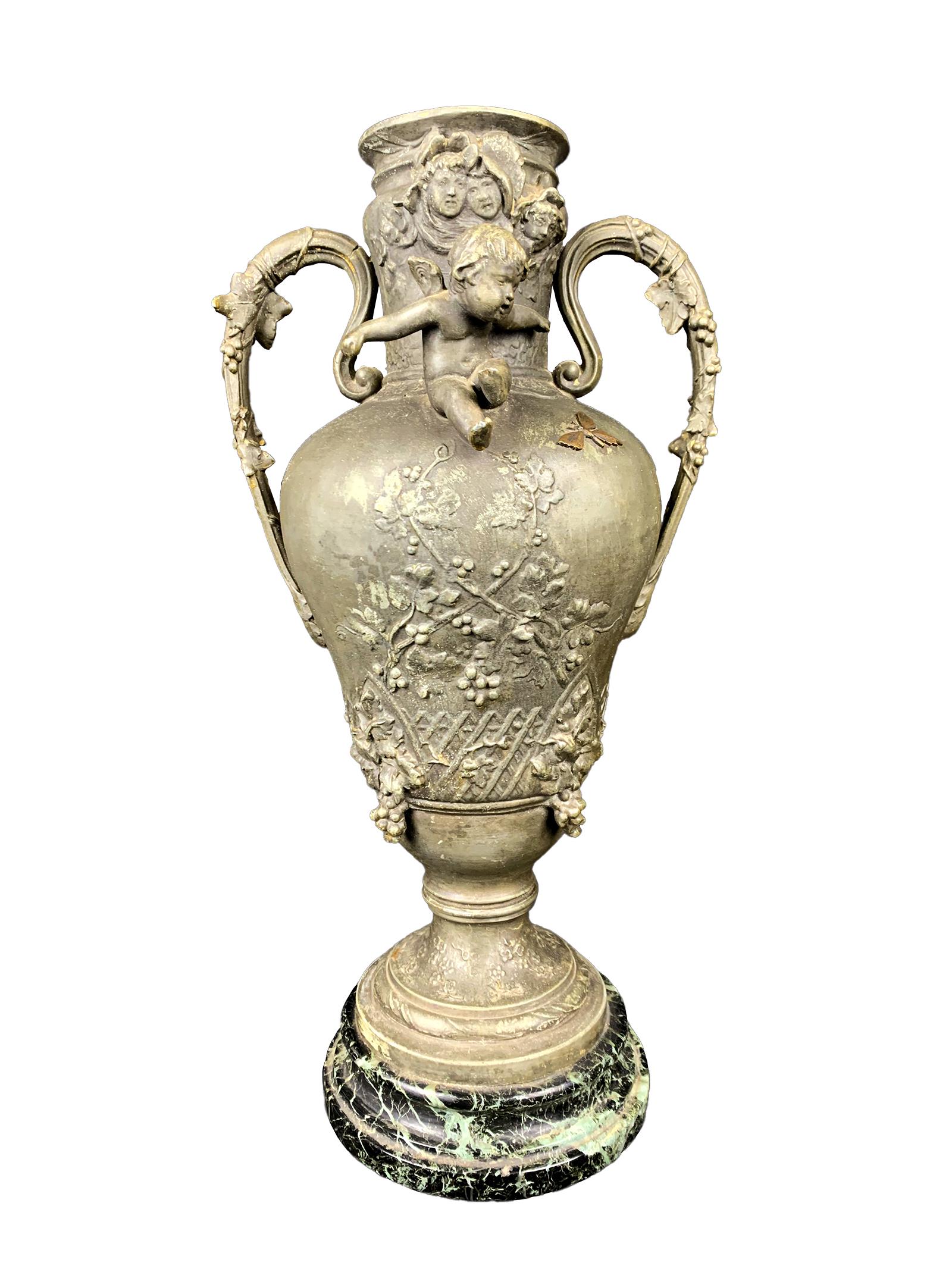 Antique French Spelter Urn & Marble base: Antique French Spelter Urn & Marble base. 14 x 6 3/4 x 5 1/2 in. TO SHIP THIS ITEM IN USA OR INTERNATIONAL, PLEASE CONTACT THE SHIPPERS : 1) UPS store1937- David Reiser -754-263-0780, auctions1937@gma