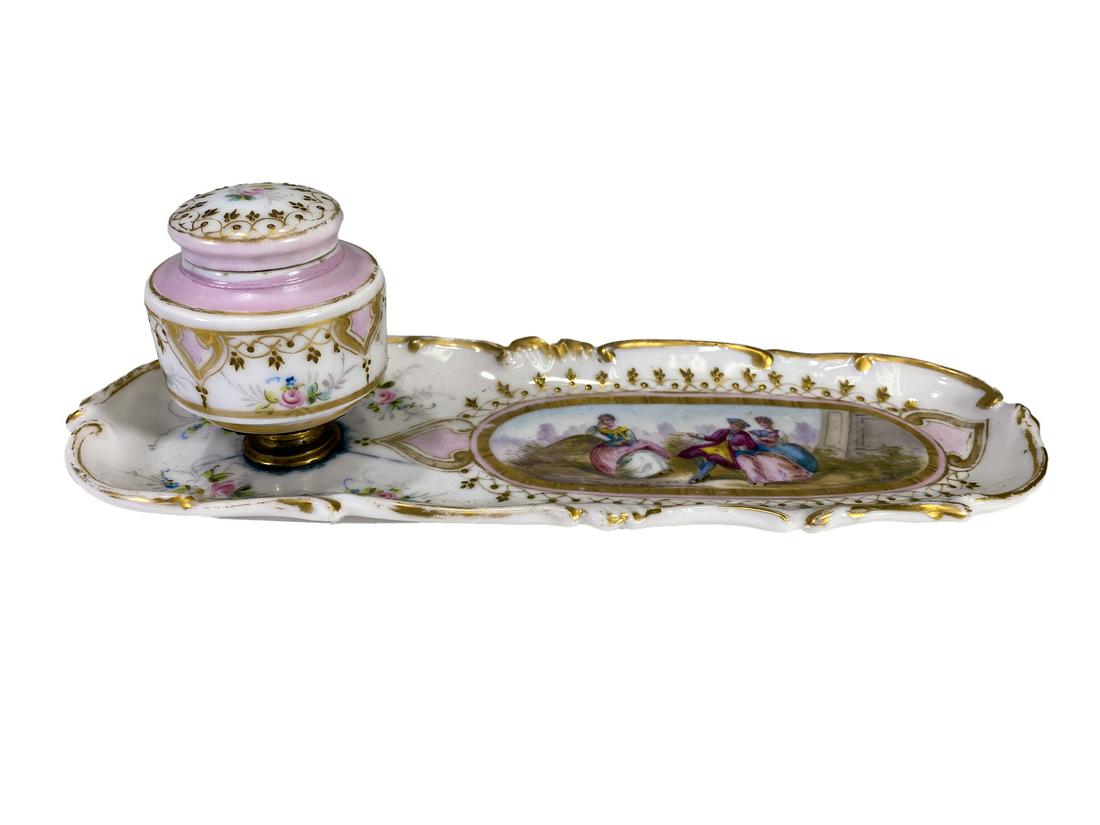Antique French Porcelain Inkwell: Antique French Porcelain Inkwell. 3 x 9 5/8 x 3 1/8 in. TO SHIP THIS ITEM IN USA OR INTERNATIONAL, PLEASE CONTACT THE SHIPPERS : 1) UPS store1937- David Reiser -754-263-0780, auctions1937@gmail.com, 2