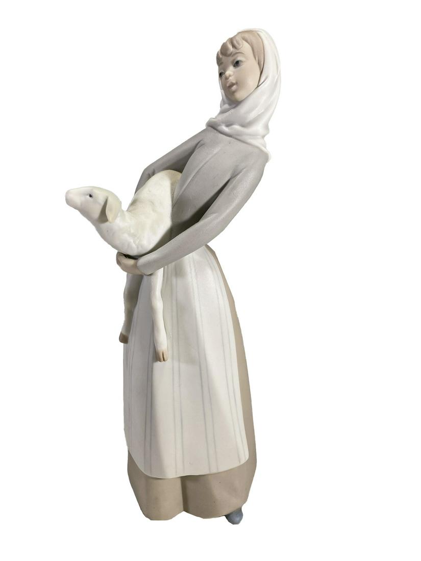 Lladro Girl & Lamb Porcelain by Alfredo Ruiz, Retired (1 of 5)