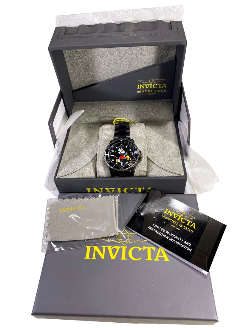 Invicta Disney Mickey Mouse Watch Limited Edition (1 of 6)