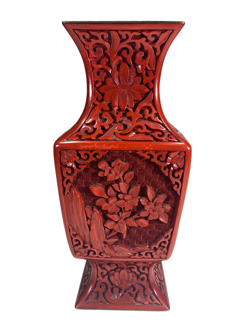 Chinese Cinnabar vase: Chinese Cinnabar vase. 7 x 3 7/8 x 3 7/8 in.Local Pick up call one day before to make an appointment. TO SHIP THIS ITEM IN USA OR INTERNATIONAL, PLEASE CONTACT THE SHIPPERS : 1) UPS store1937- David R