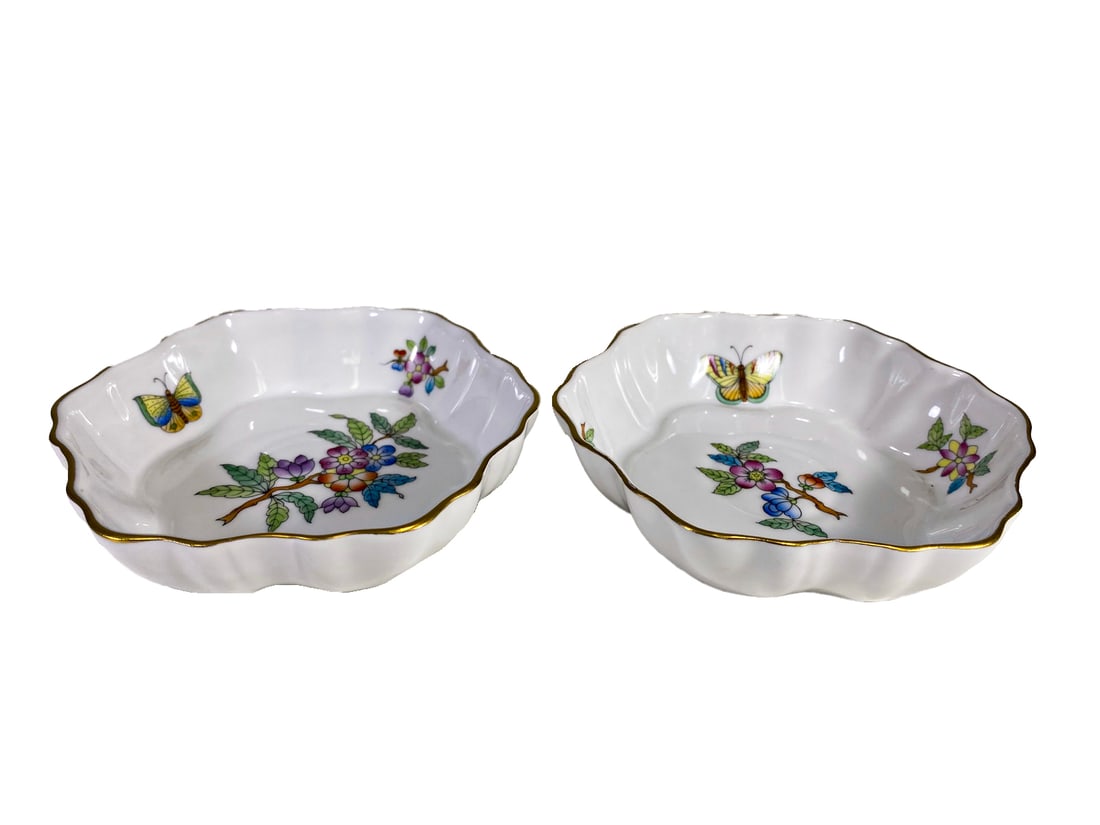 Herend, Hungary Pair of Porcelain Bowls (1 of 5)