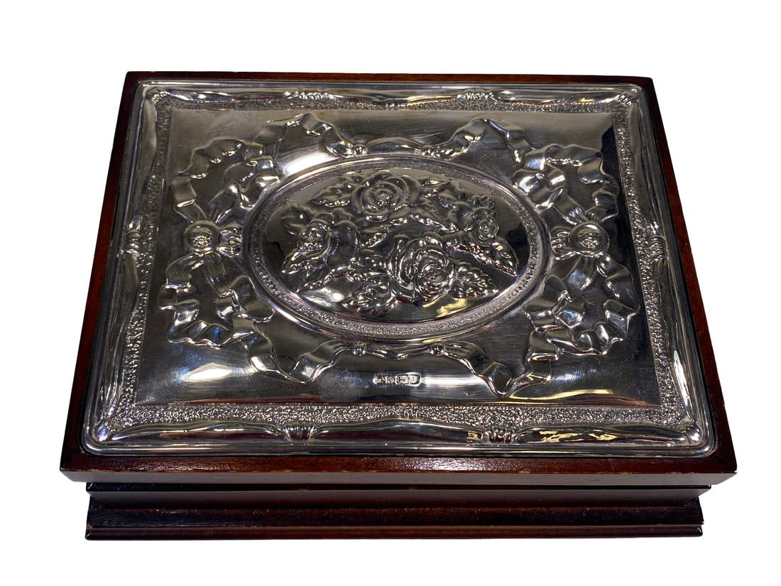 925 Sterling Silver & Wood English Box (1 of 5)