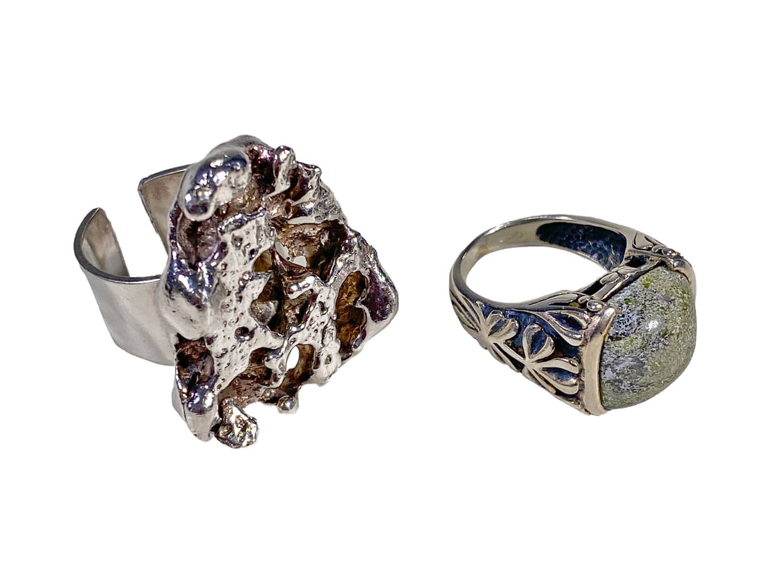 2 Sterling 925 Rings from Ireland & Denmark: 2 Sterling 925 Rings from Ireland & Denmark. 1 1/4 x 1 x 1 in and 1 1/8 x 7/8 x 5/8 in. Weight: 31 grams.Local Pick up call one day before to make an appointment. TO SHIP THIS ITEM IN USA OR INTERNATI