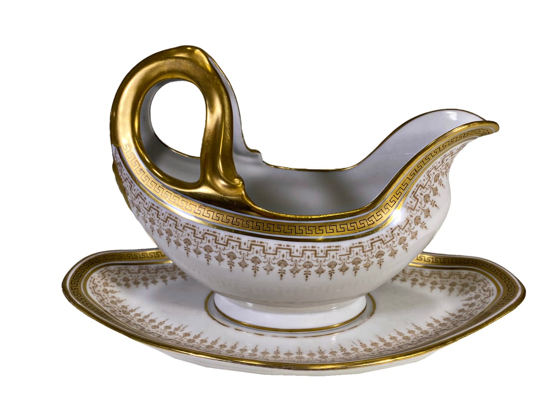 L. Bernardaud & Cie, Limoges Porcelain Sauce Boat: L. Bernardaud & Cie, Limoges Porcelain Sauce Boat. Tray: 9 7/8 x 5 5/8 x 1 in. Boat: 5 5/8 x 7 3/8 x 3 5/8 in.Local Pick up call one day before to make an appointment. TO SHIP THIS ITEM IN USA OR INTE