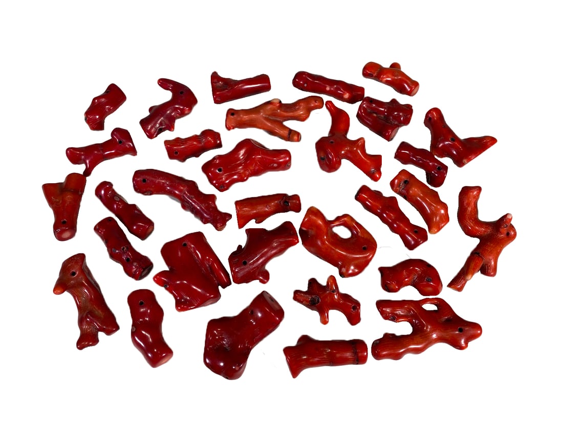 Antique Assorted 31 Coral Pieces (1 of 6)