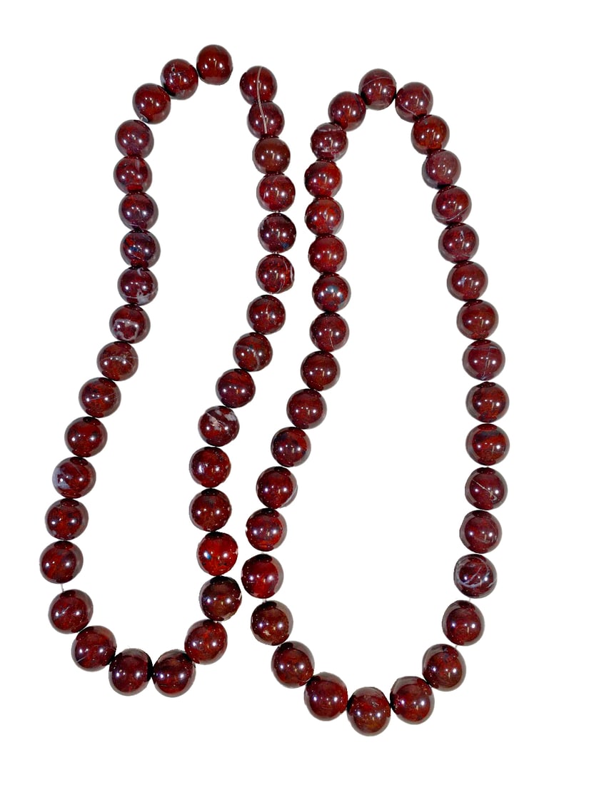 2 Vintage Red Stone Necklaces Without claps (1 of 4)