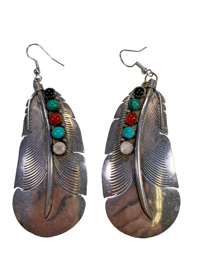 Leo Yazzie Sterling 925 Turquoise & Others Earings: Leo Yazzie Sterling 925 Turquoise & Others Earings. 2 5/8 x 1 1/2 in. Weight: 21 grams.Local Pick up call one day before to make an appointment. TO SHIP THIS ITEM IN USA OR INTERNATIONAL, PLEASE CONTA