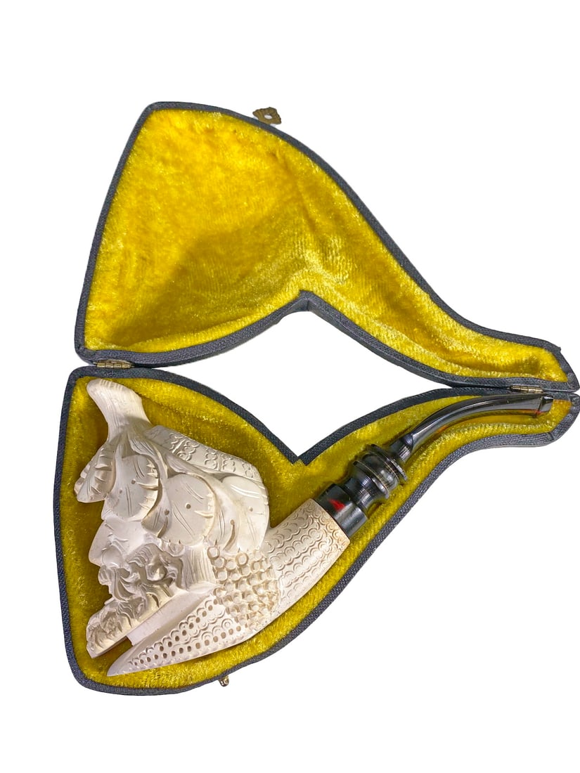 Turkish Carved Meerschaum Pipe with Case (1 of 6)