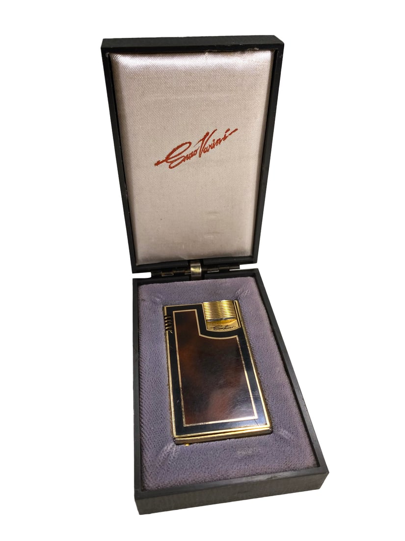 Enzo Varini, Italy Lighter: Enzo Varini, Italy Lighter. Box: 1 1/8 x 4 x 2 1/2 in.Local Pick up call one day before to make an appointment. TO SHIP THIS ITEM IN USA OR INTERNATIONAL, PLEASE CONTACT THE SHIPPERS : 1) UPS store193