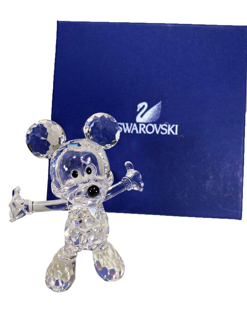 Disney Swarovski Mickey Mouse Crystal Figurine (1 of 6)