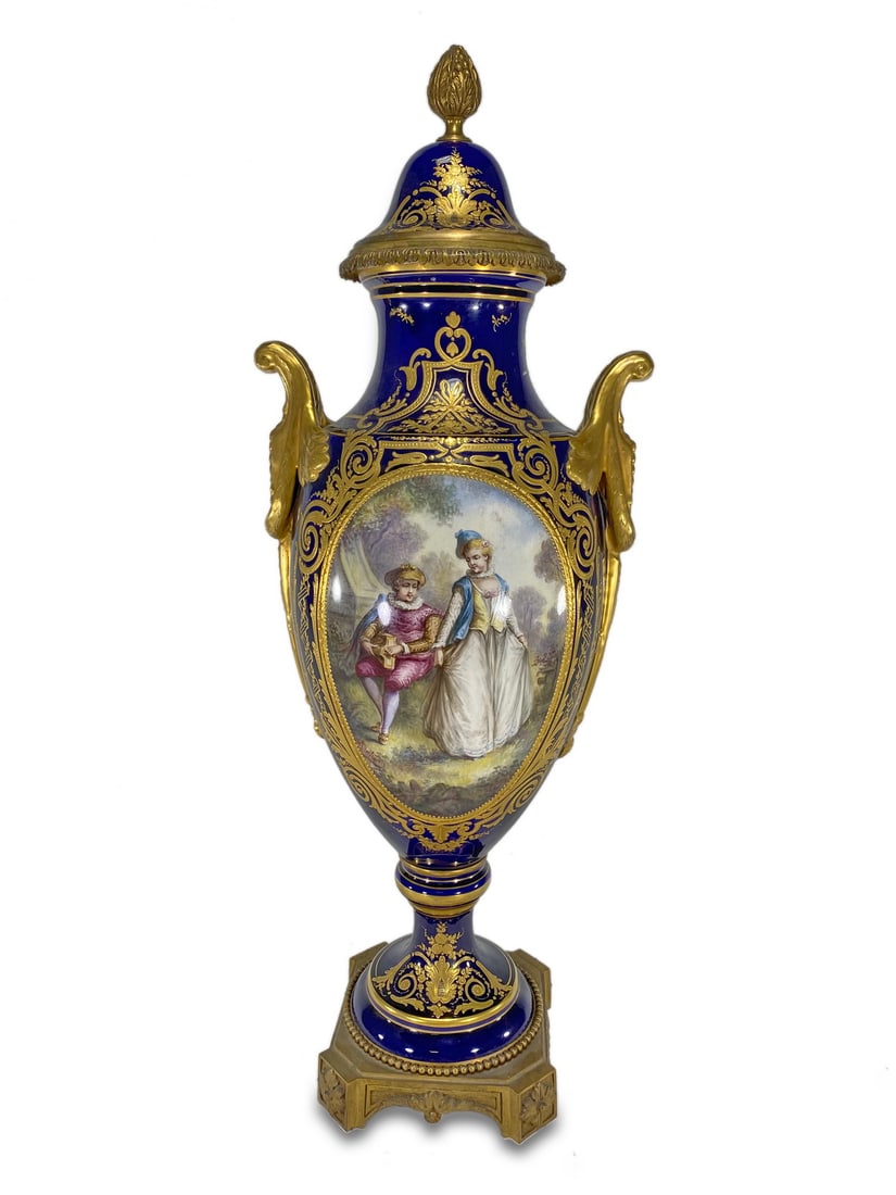 Antique French Porcelain & Bronze Urn: Antique French Porcelain & Bronze Urn. 26 1/8 x 8 5/8 x 7 in.Local Pick up call one day before to make an appointment. TO SHIP THIS ITEM IN USA OR INTERNATIONAL, PLEASE CONTACT THE SHIPPERS : 1) UPS s
