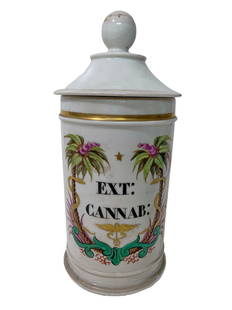 Antique Cannabis Extract Apothecary Jar: Antique Cannabis Extract Apothecary Jar. 9 1/2 x 5 1/2 in.Local Pick up call one day before to make an appointment. TO SHIP THIS ITEM IN USA OR INTERNATIONAL, PLEASE CONTACT THE SHIPPERS : 1) UPS stor