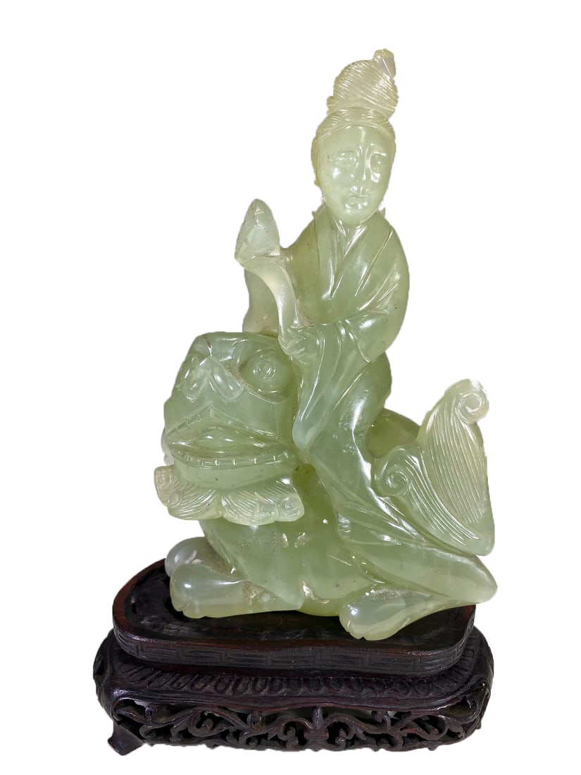Probably Jade Chinese Guanyin Sculpture: Probably Jade Chinese Guanyin Sculpture with a wood base. 8 3/8 x 5 1/4 x 2 3/4 in base included.Local Pick up call one day before to make an appointment. TO SHIP THIS ITEM IN USA OR INTERNATIONAL, PL