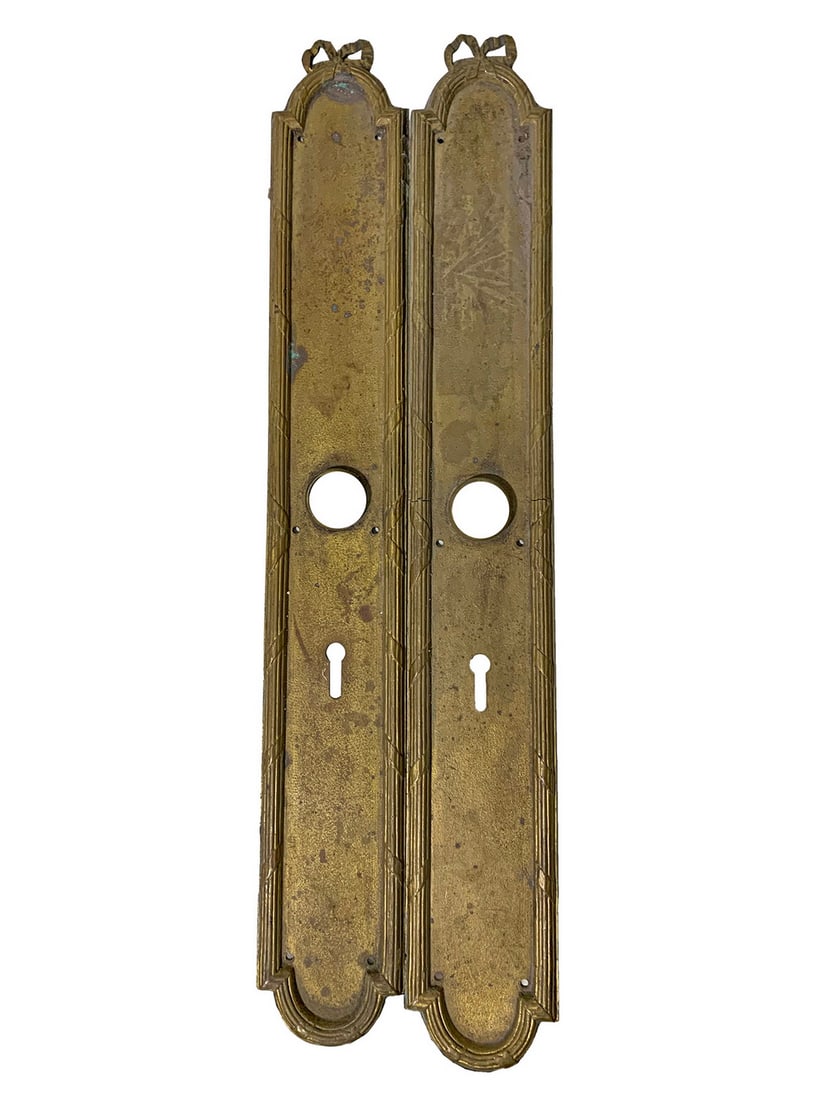 Antique French Pair of Bronze Door Plates: Antique French Pair of Bronze Door Plates. 16 1/2 x 2 3/8 in.Local Pick up call one day before to make an appointment. TO SHIP THIS ITEM IN USA OR INTERNATIONAL, PLEASE CONTACT THE SHIPPERS : 1) UPS s